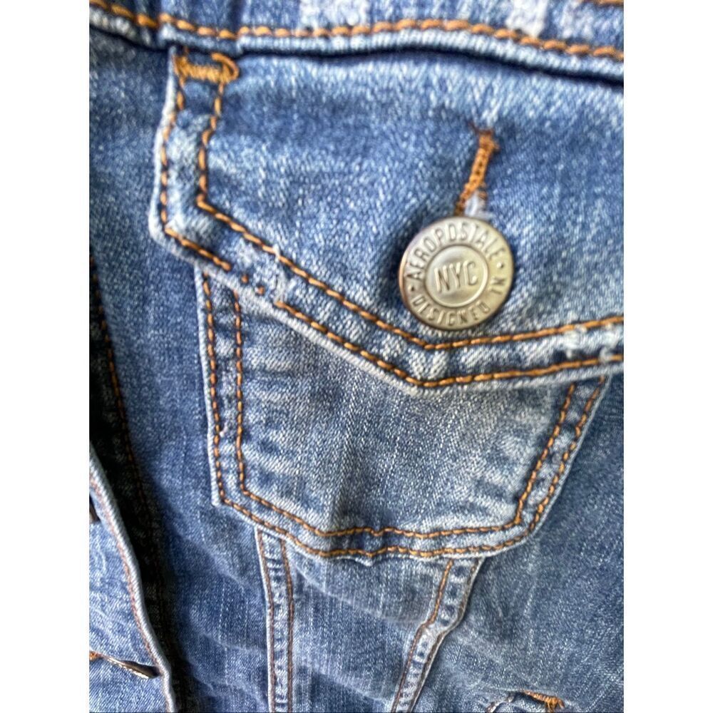 Aeropostale size M denim jacket. Lightly distressed. - Picture 7 of 8